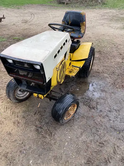 Tracteur  club cadet 16 hp, View more