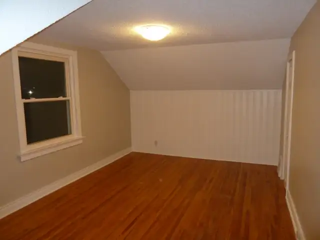 4 Bedroom+ 1 Office House Facing Exhibition Park!! in Long Term Rentals in Guelph - Image 10