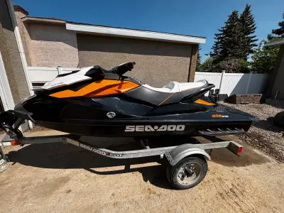 215 hp, 42 hours, comes with tarp and trailer, full synthetic service, runs great.
