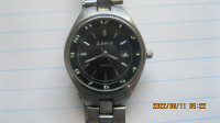 Ladies LEVI'S quartz analog calendar wristwatch