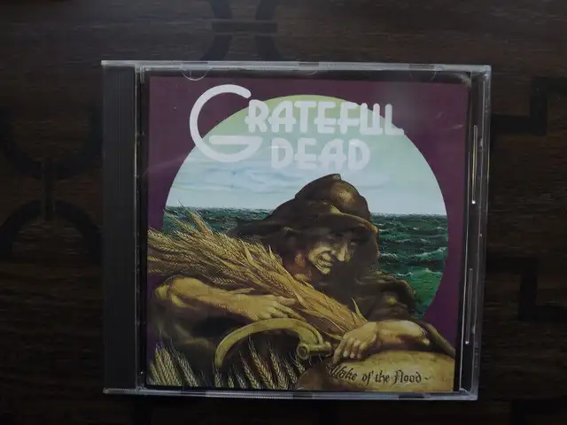 FS: "The Grateful Dead" Compact Discs (PART THREE) in CDs, DVDs & Blu-ray in London - Image 6