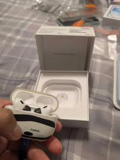 Apple Airpods Pro 2nd Gen, View more