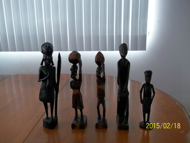 Antiquité :  statuettes africaines    $ 10 chaque dans Art et objets de collection  à Laval/Rive Nord