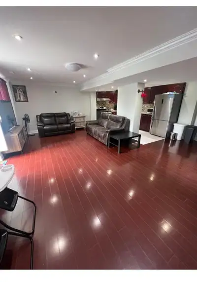 Walkout 2 bedrooms 1 washroom basement for lease in boxgrove