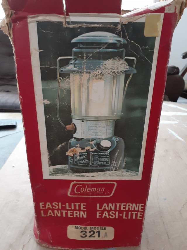 Vintage colemanCamping equiptment in Fishing, Camping & Outdoors in North Bay - Image 2