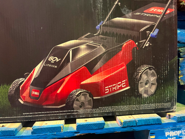 Tondeuse électrique Toro dans Tondeuses et souffleuses  à Laval/Rive Nord