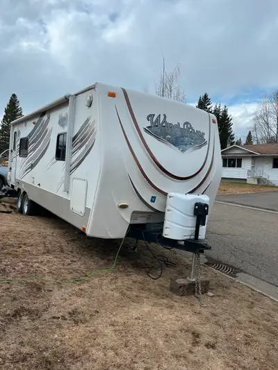 Outdoors RV - Travel Trailer- REDUCED TO SELL QUICKLY!! Was $24,900 NOW $19,500