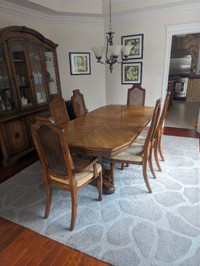 Dining room set with matching hutch and side and coffee table