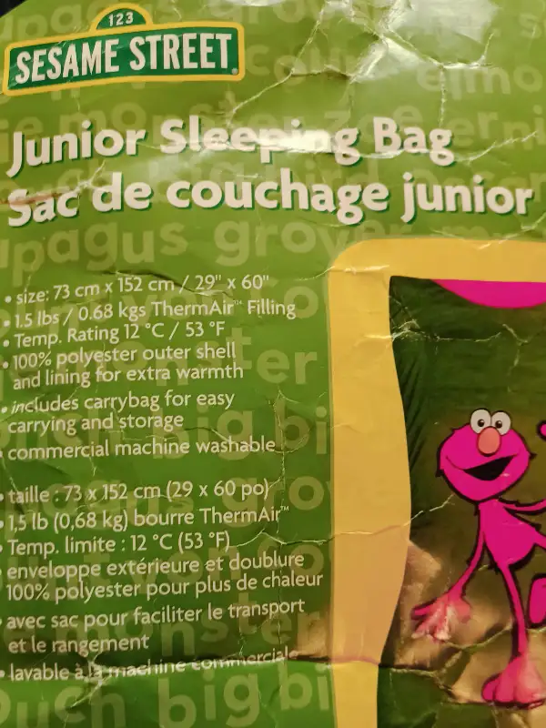 Sesame Street Junior sleeping bag in Fishing, Camping & Outdoors in Kitchener / Waterloo - Image 4