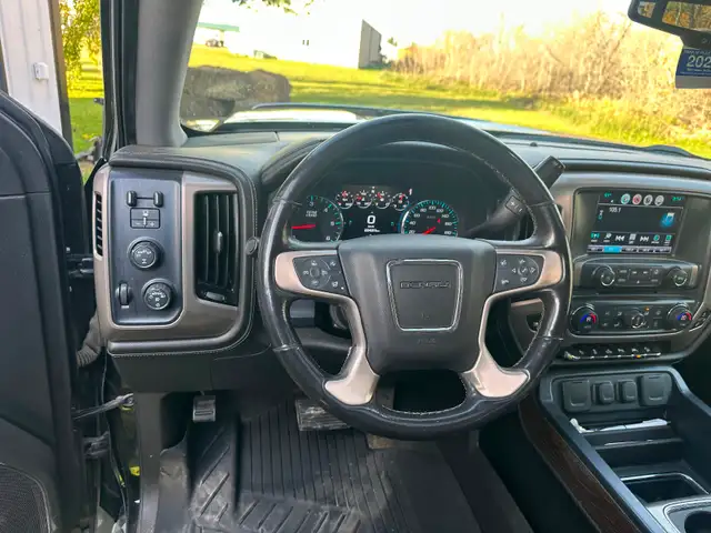 2017 GMC Sierra Denali595518123210844162