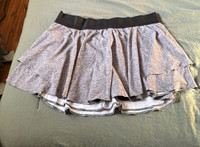 Women’s  lululemon court rival skirt size 14 