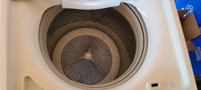 Washing Machine in Washers & Dryers in Hamilton - Image 3