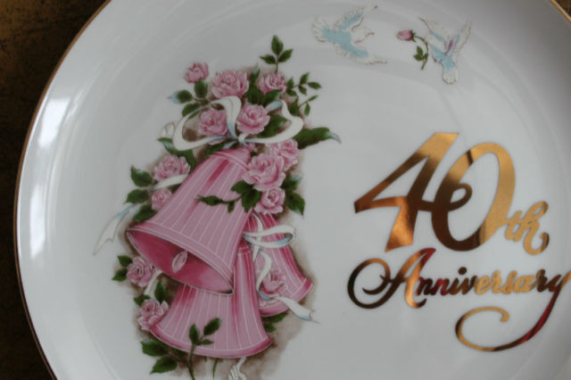 40 anniversary plate in Arts & Collectibles in Moncton - Image 2