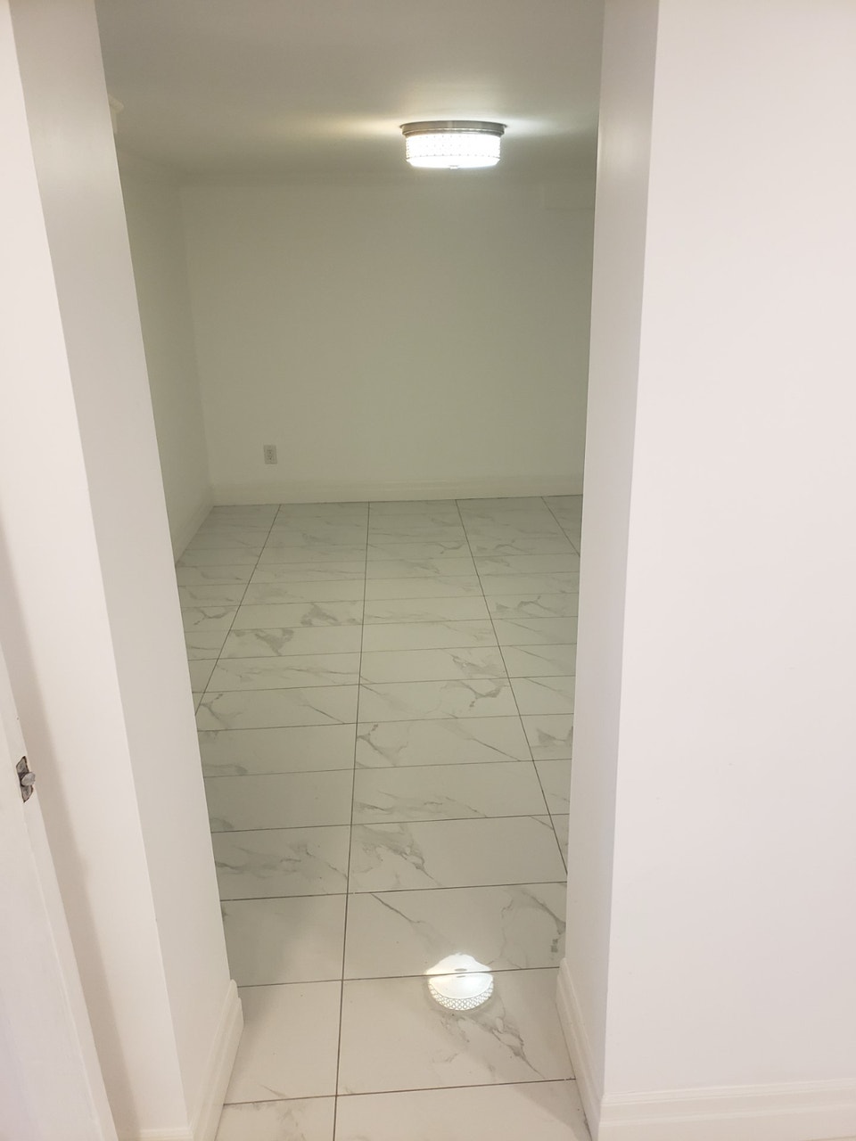 High Park Apartment For Rent !! 2