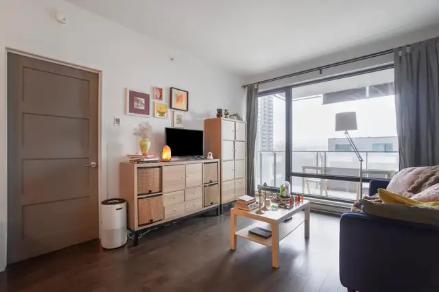 3 1/2 REM Île des Sœurs in Long Term Rentals in City of Montréal - Image 8