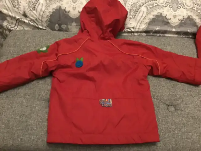 Children’s spring/autumn outdoor suit unisex size 18 months $30 in Clothing - 18-24 Months in Barrie - Image 5