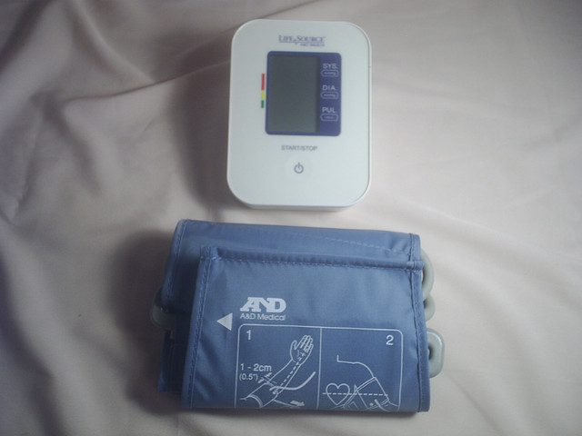 Blood Pressure Monitor in Health & Special Needs in Sarnia - Image 3