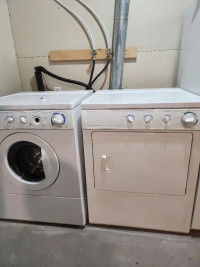 Washer and dryer Frigidaire