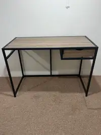 Compact desk 