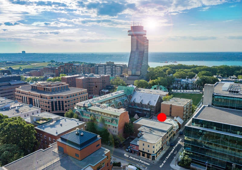 SITE PRIVILÉGIÉ! Maison avec grand terrain_Secteur GrandeAllée