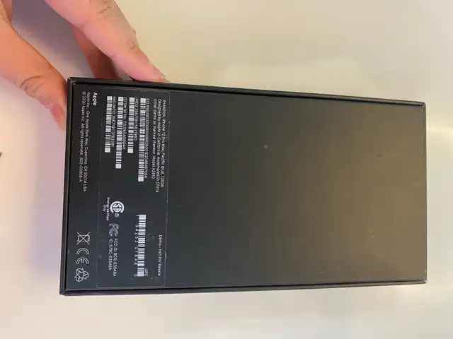 iPhone 12 Pro Max Blue 128GB in Cell Phones in Markham / York Region - Image 3
