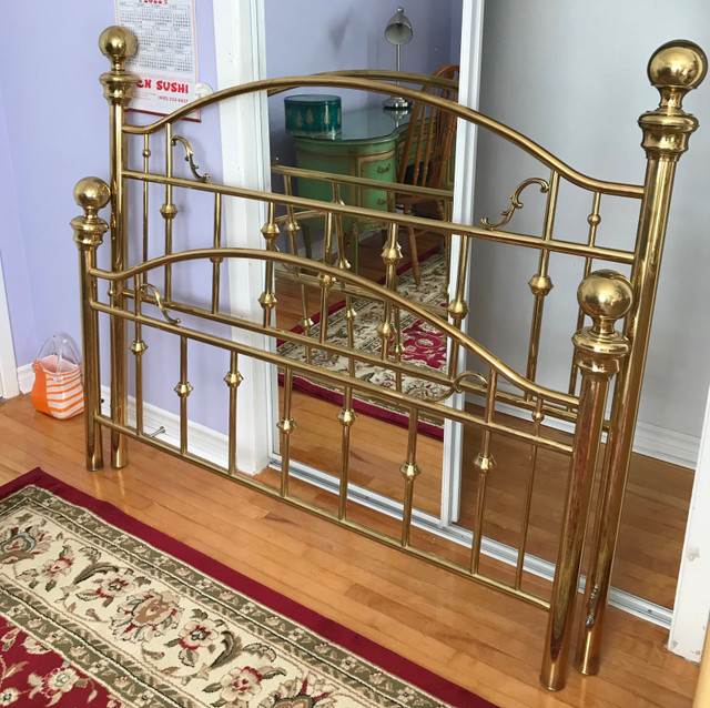 Beautiful Vintage Real Brass Headboard & Footboard dans Lits et matelas  à Longueuil/Rive Sud - Image 2