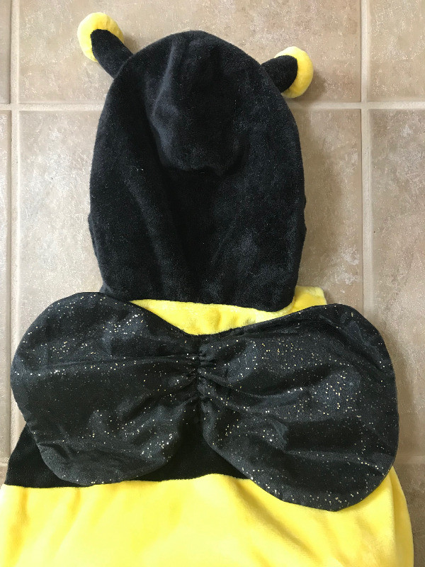 Bumblebee Halloween Costume – Size 24 Months in Clothing - 18-24 Months in London - Image 4