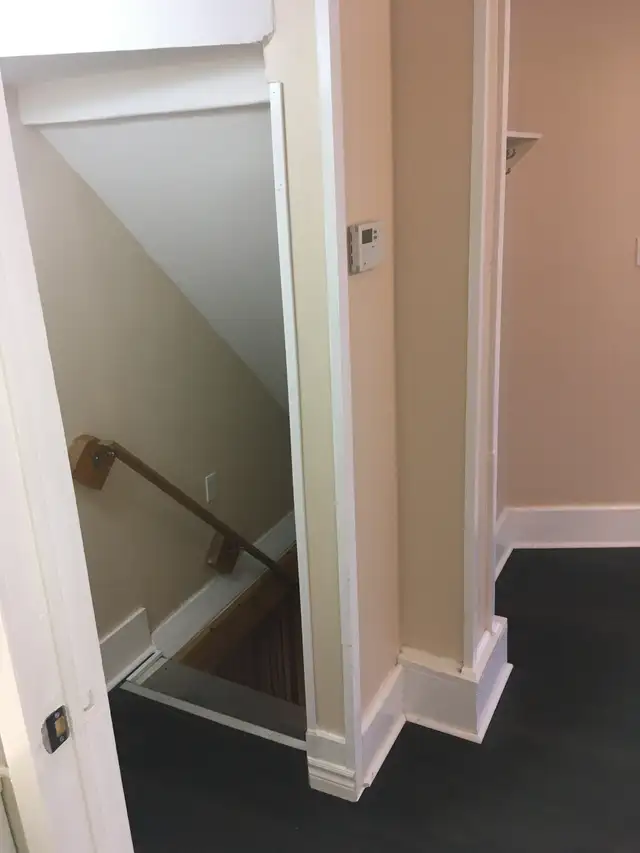Extra Large Bachelor Apartment - Available June 1 in Long Term Rentals in Pembroke - Image 9