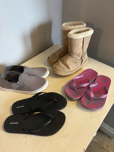Youth Girls  Size 2 Footwear , View more