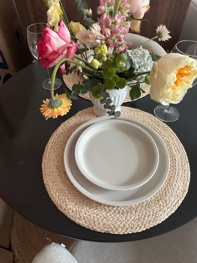 dining table  in Dining Tables & Sets in Mississauga / Peel Region - Image 5