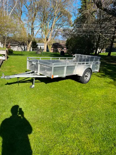 Like new condition ( bought it new) . Never used in winter. New floor boards ( white oak) 2 years ag...