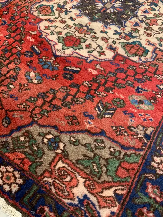 Vintage Wool Handmade Persian Rug,6.5 x 4 ft,one-of-a-kind in Rugs, Carpets & Runners in Markham / York Region - Image 7