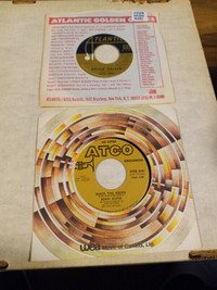Vinyl Records 45 RPM Bobby Darin Mack The Knife,Splish Lot of 2