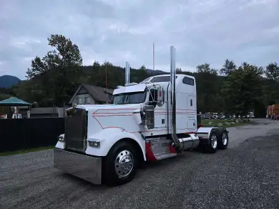 Just testing the waters ..no hurry to sell! 1999 Kenworth W900L NO E-LOG! N14 redtop cummins 525hp r...