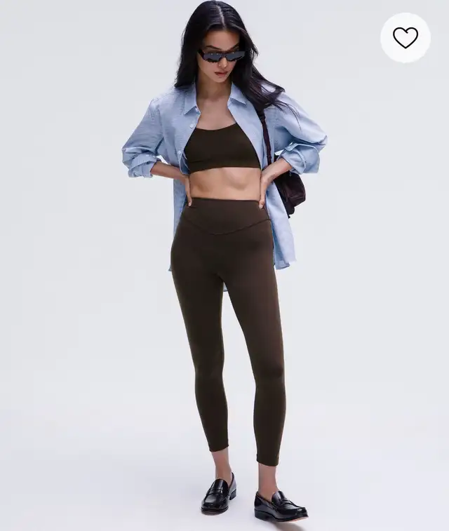 LULULEMON Wunder Under SmoothCover Leggings 25” 4 [NEW! in Women's - Bottoms in City of Toronto - Image 3