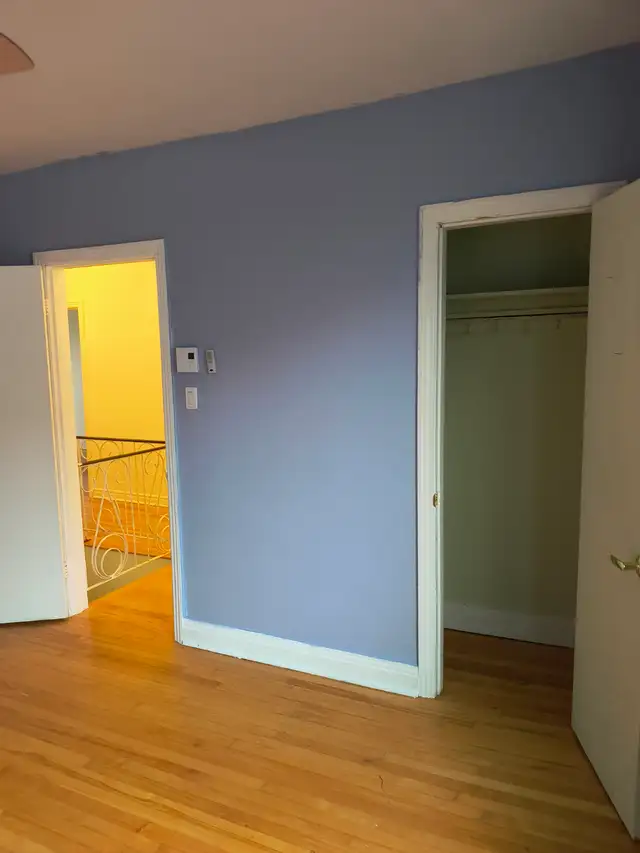 Grand 6-1/2 sur 2 étages, 2 salles de bain dans Parc-Extention in Long Term Rentals in City of Montréal - Image 18