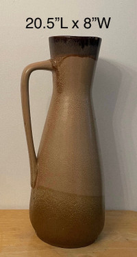 Vase with handle