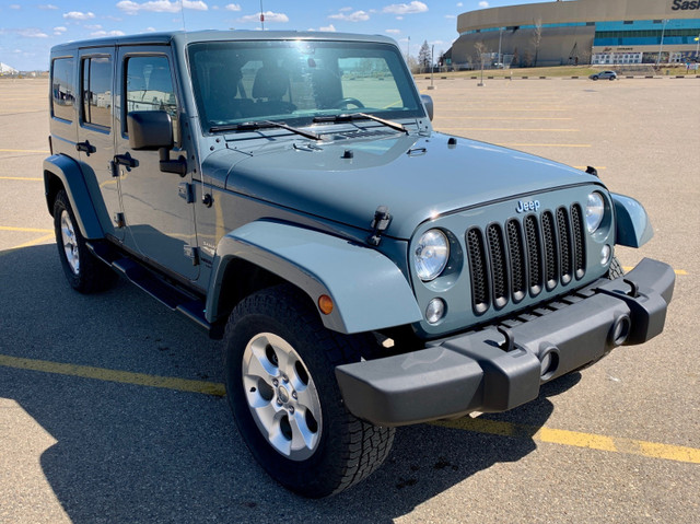 2015 Jeep Wrangler Unlimited Sahara – Great Condition! in Cars & Trucks in Saskatoon - Image 3