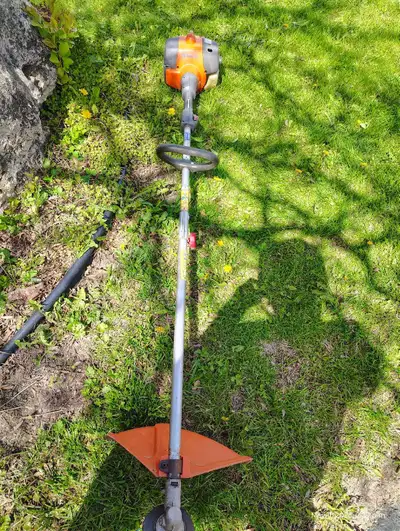 Husqvarna Gas String Trimmer / Weed Wacker – As Is, View more