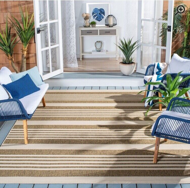 Brand New Outdoor Rug  - Size 6’7” x 9’6” - Brown/Bone Stripes in Outdoor Décor in City of Toronto - Image 4