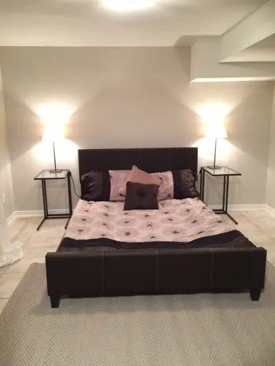 1 Bedroom Fully Furnished Basement Apaprtment
