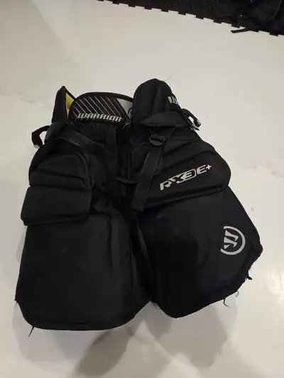 warrior hockey goalie pants intermediate small med, View more
