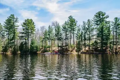 2BR Lakeside Cottage in Muskoka | Fully Furnished Retreat, View more