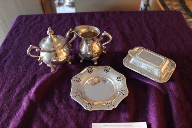 English reproduction silver plated set butter dish cream sugar in Kitchen & Dining Wares in Mississauga / Peel Region