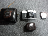 Russian Camera 3ени́т-8 + light meter & cases. Calls Only Please