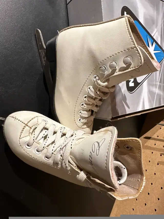 Jackson Cameo Figure Skate in Skates & Blades in St. Catharines - Image 5