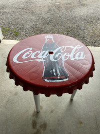 Outdoor coke patio table