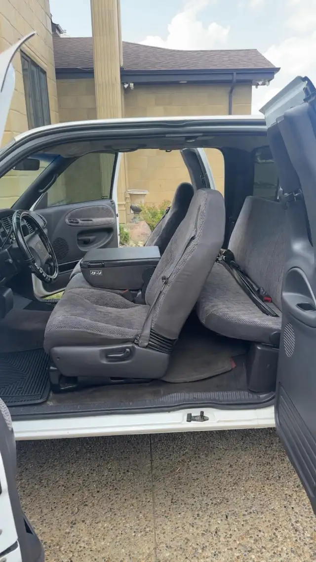 2001 RAM 1500 2ND GEN592355122301511687
