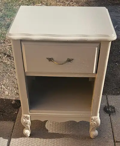 VINTAGE End/Side Table 13" x 18", View more