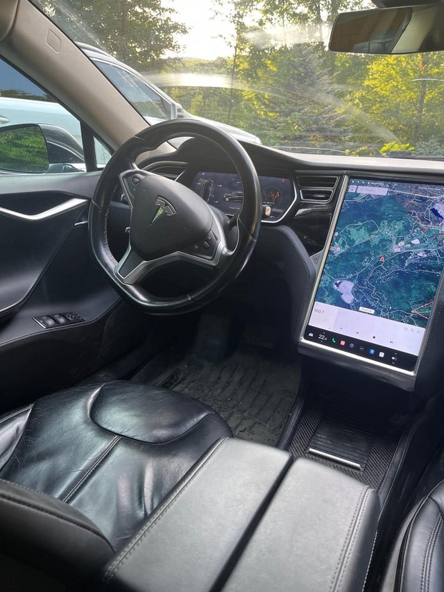 Tesla Model S 85D 2015 — photo 3